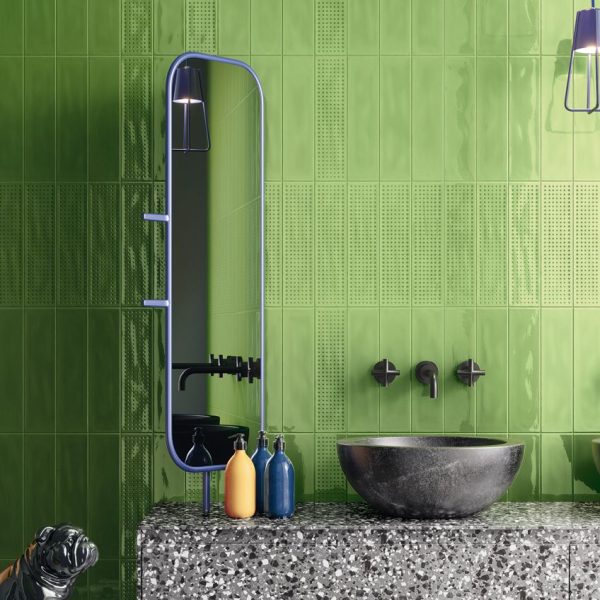 SLASH APPLE GREEN GLOSS TILE 75X300mm