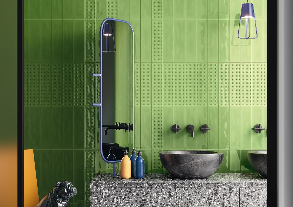 SLASH APPLE GREEN GLOSS TILE 75X300mm