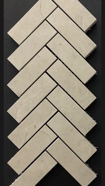 TUNDRA HERRINGBONE BEIGE TECH GRIP MOSAIC 317X281mm
