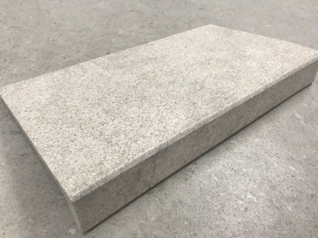 SUPERGRES STONETRACK SILVER ELLE BULLNOSE COPING 165x308X30mm