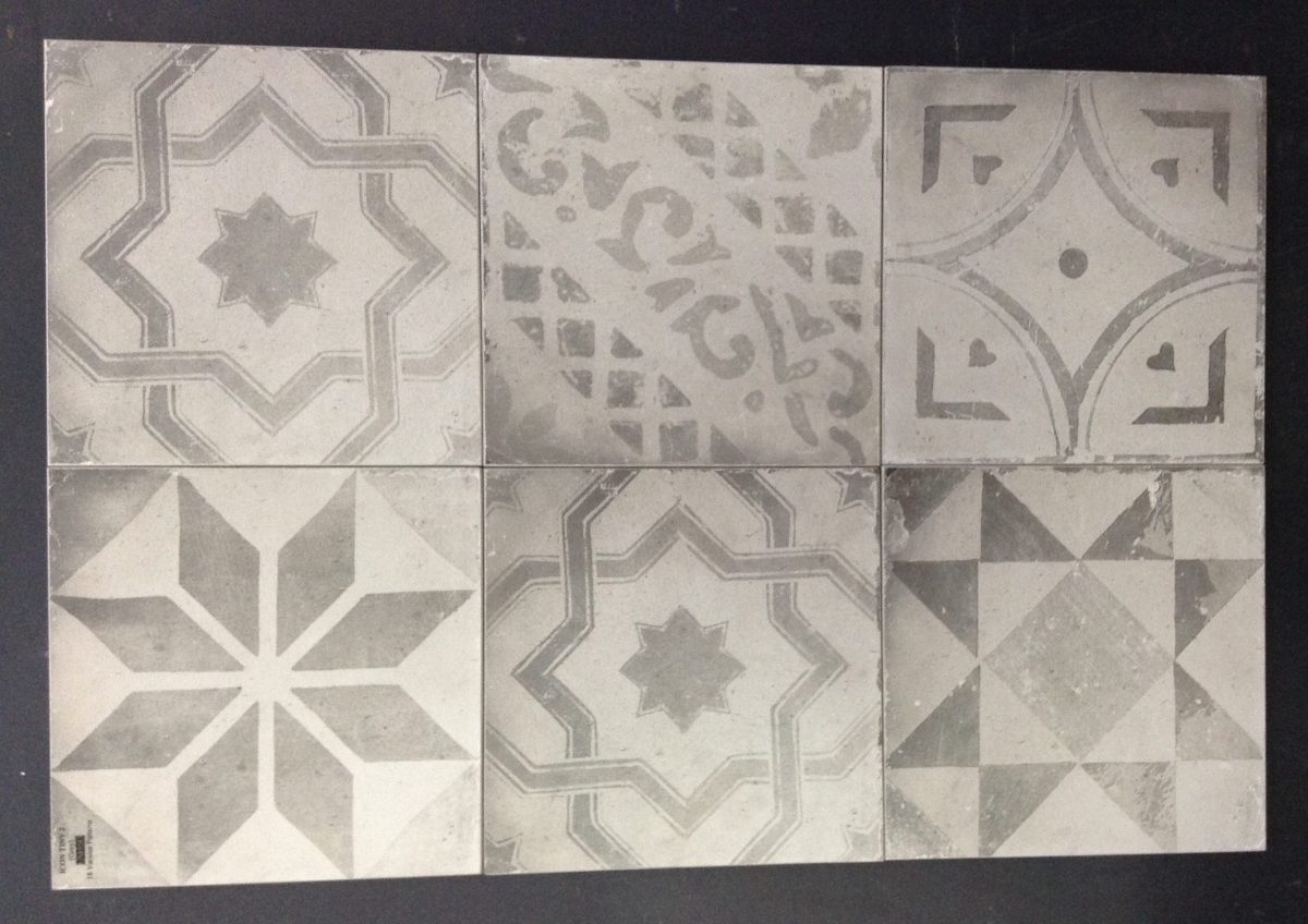 UNICOM ICON TINY 2 GREY MATT TILE 200×200mm