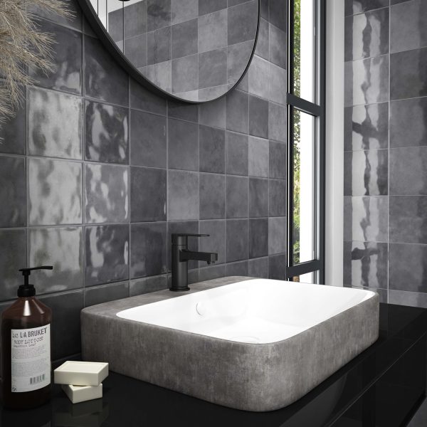 OMEGA12 SCORED GRAFITO CHARCOAL GLOSS TILE 243X243mm