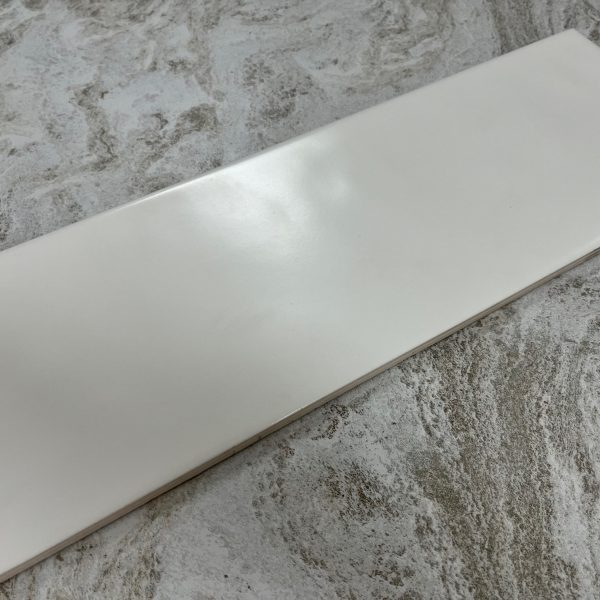 BELLAVISTA ALPS HANDMADE MATT WHITE BIG TILE 152X457mm