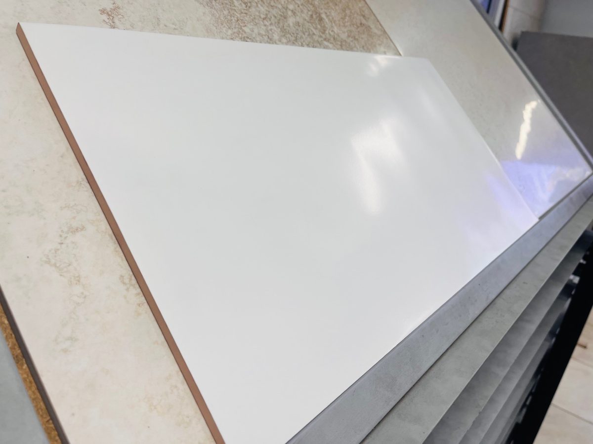 300x600 Gelato Coconut Matt Wavy Wall