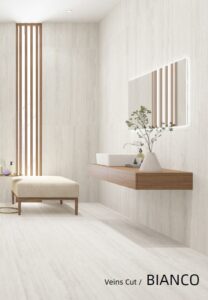 Bellavista Crystal Trav Vein Cut Bianco Smartgrip Flow 300X600mm