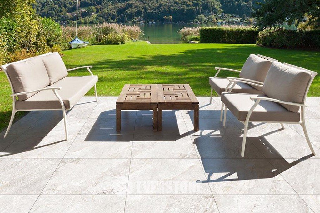 Agathos White Grip Tile 600X300mm